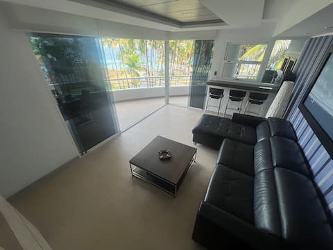 Modern and luxurious Apto, ocean view, Tanaguarenas