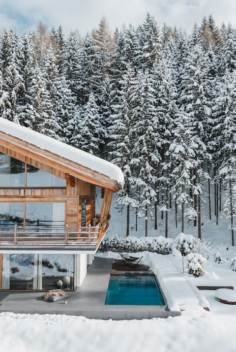 Beliebte Airbnb-Anzeige: Chalet Falk | Luxury Chalet with Pool & Sauna in Bad Kleinkirchheim