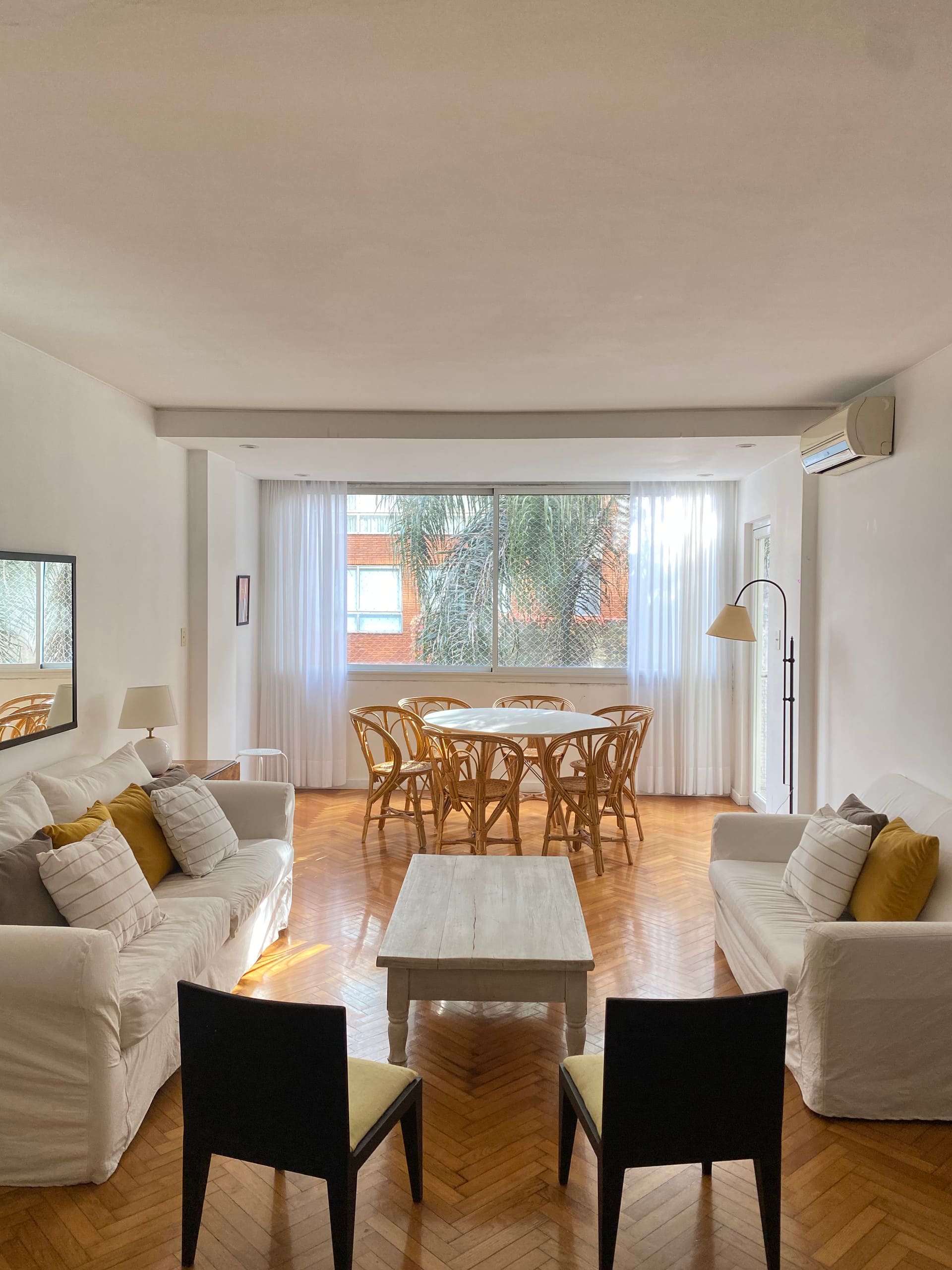Apartamento de dois quartos em Recoleta