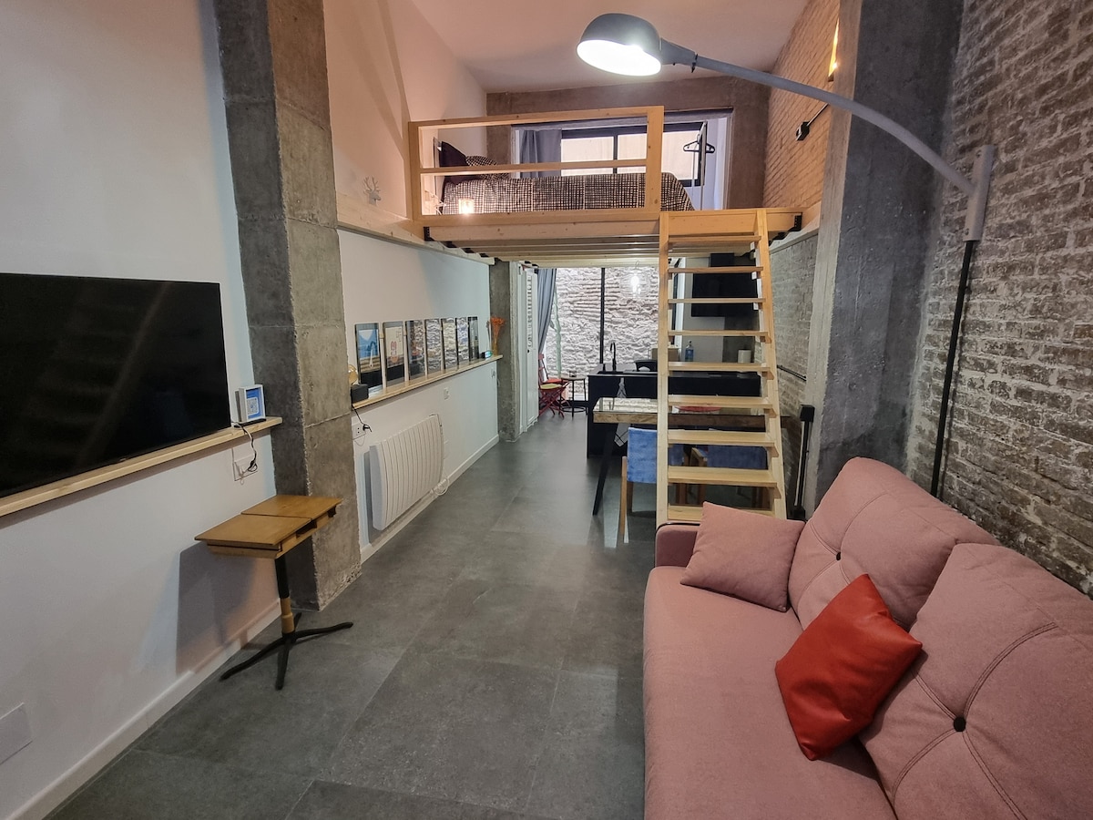 Successful Airbnb property: Cactus loft in L'eixample
