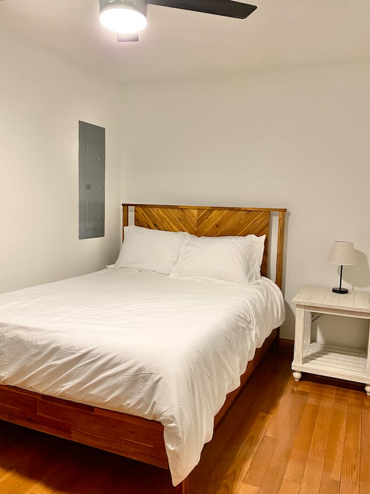 غرفة النوم 1