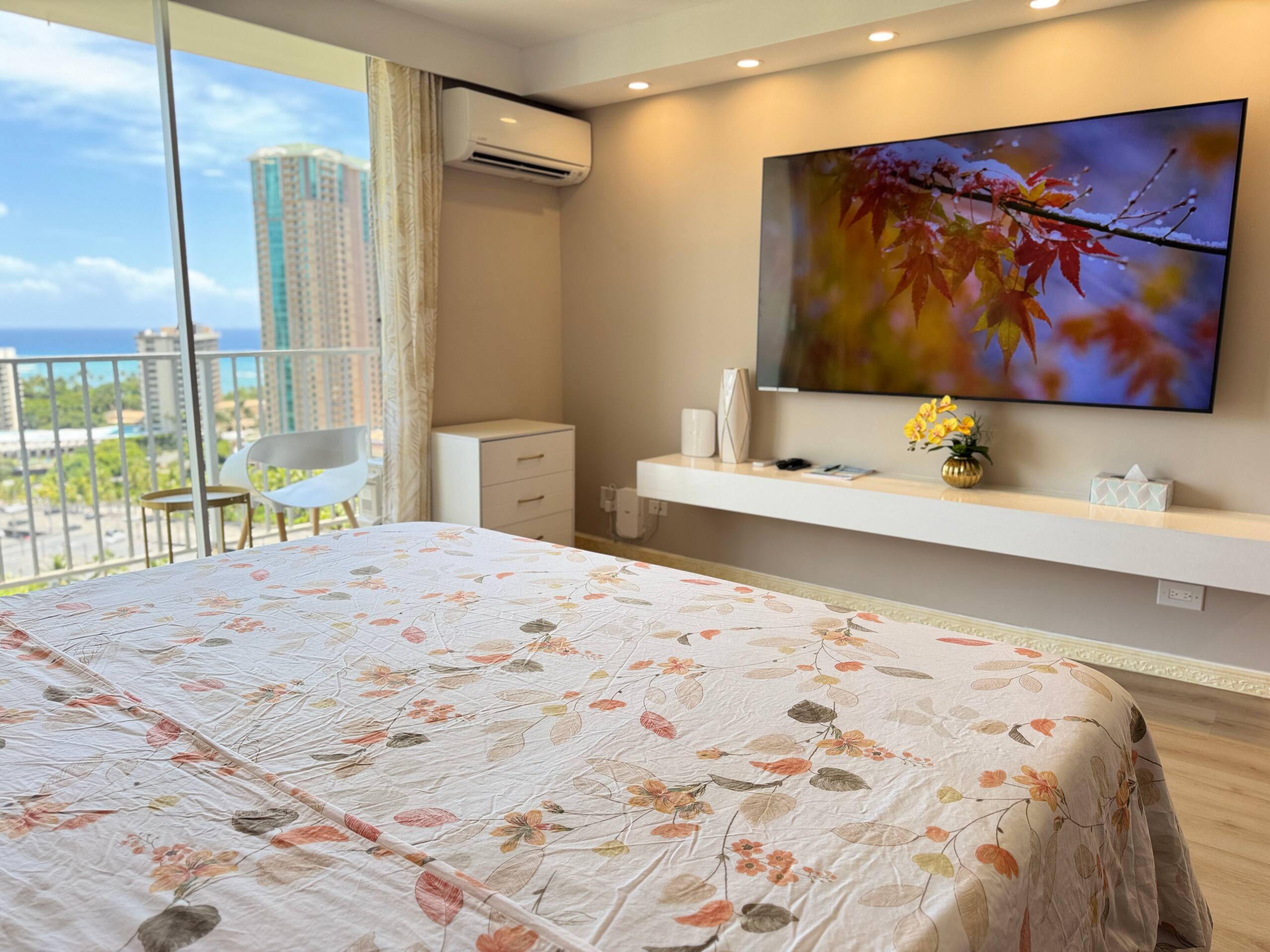 20*High Floor Waikiki Ocean View Condo w/Balcony - Image 7