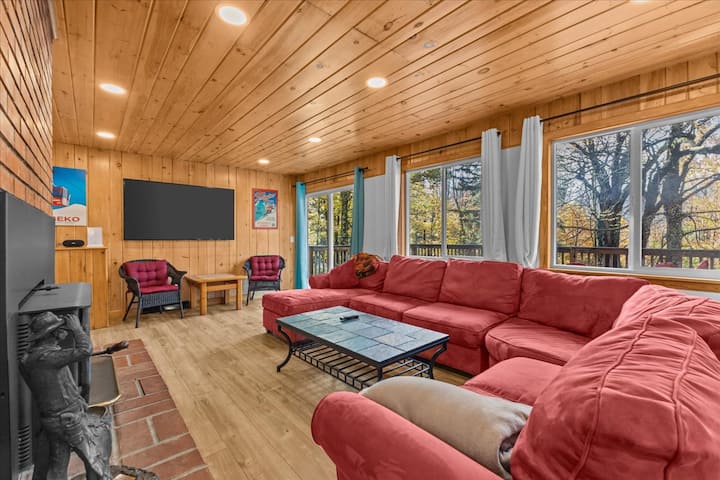 ‘The Smuggs House’ - 5 Bedroom Mountain House - Underhill State Park, Underhill
