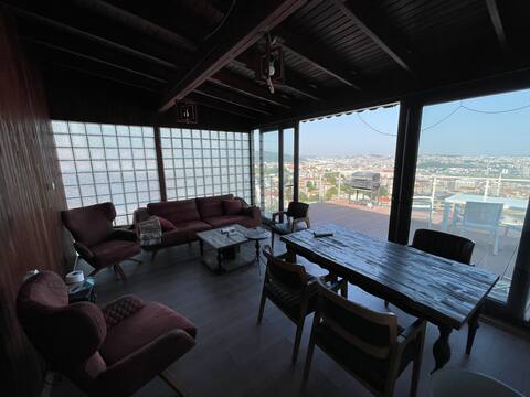 Unique view central location 10