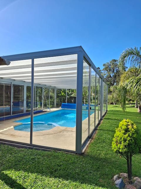 Beautiful house with a heated, enclosed pool and a jacuzzi