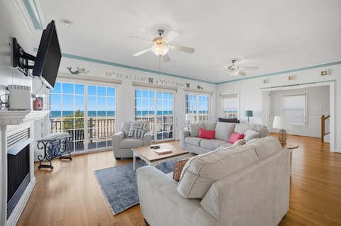 Dog-Friendly Norfolk Beach Retreat for Families