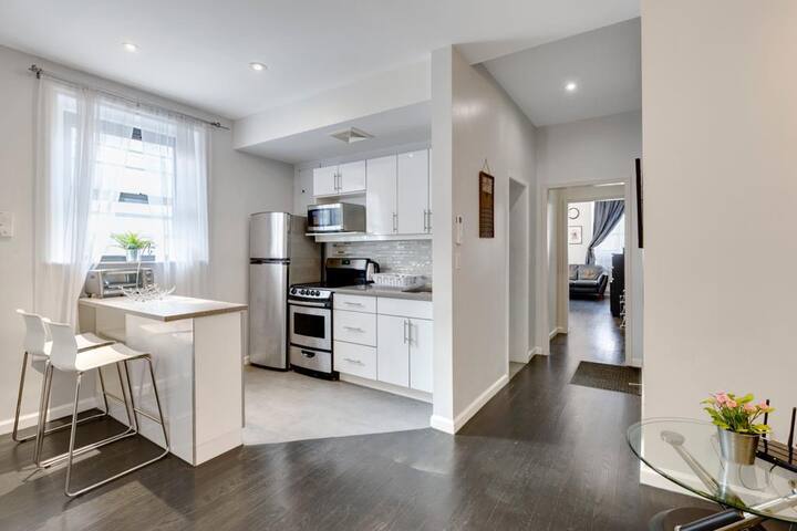 “Central Full-Floor Apartment: Ultimate Manhattan gallery image 2