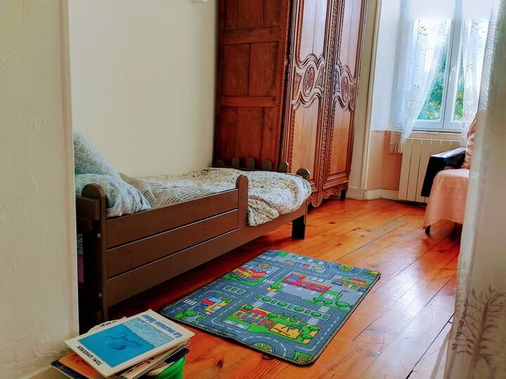 საძინებელი 2