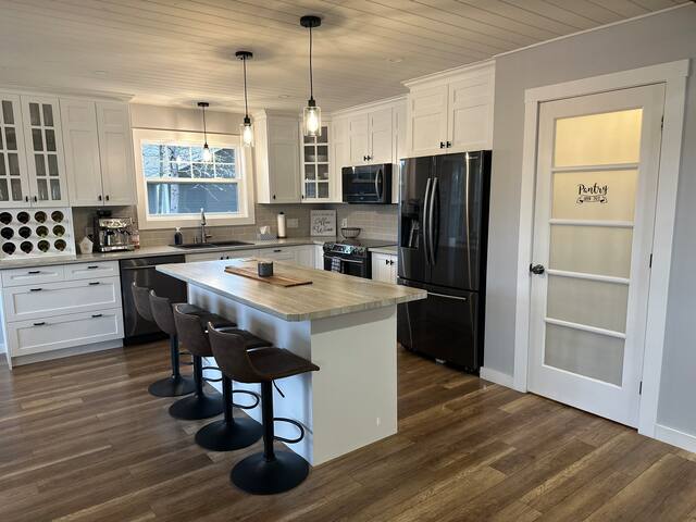 Spacious Retreat by the River with Kayaks gallery image 3