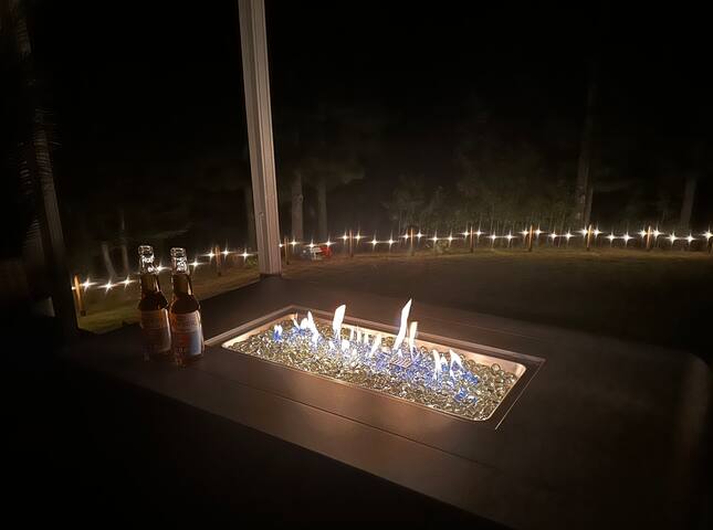 Spacious Retreat by the River with Kayaks gallery image 4