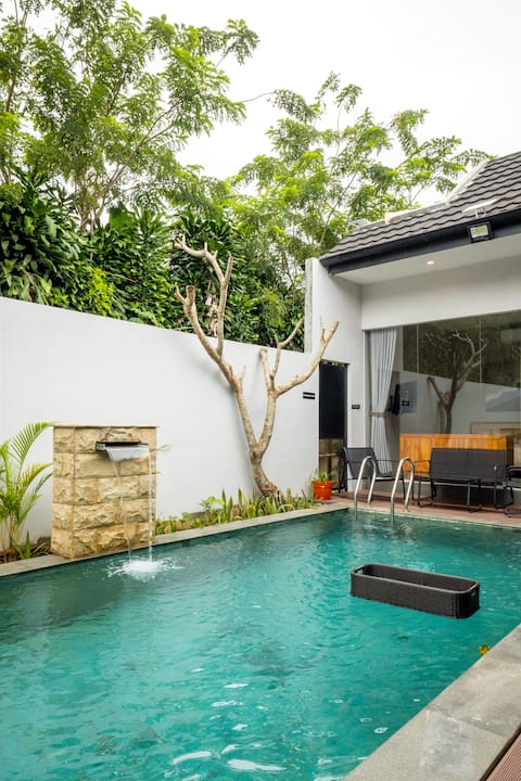 Villa Puncak Private Pool 3 BR-Casa De Nirankara 1