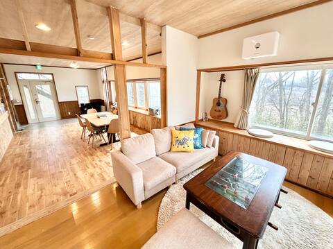 Accommodate 12 ppl/126㎡/Slide/Karaoke/No neighbors