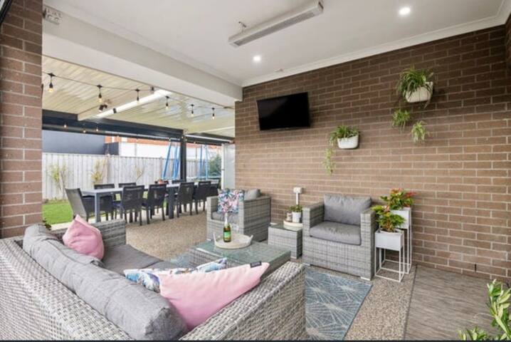 Torquay Summer Stay gallery image 4