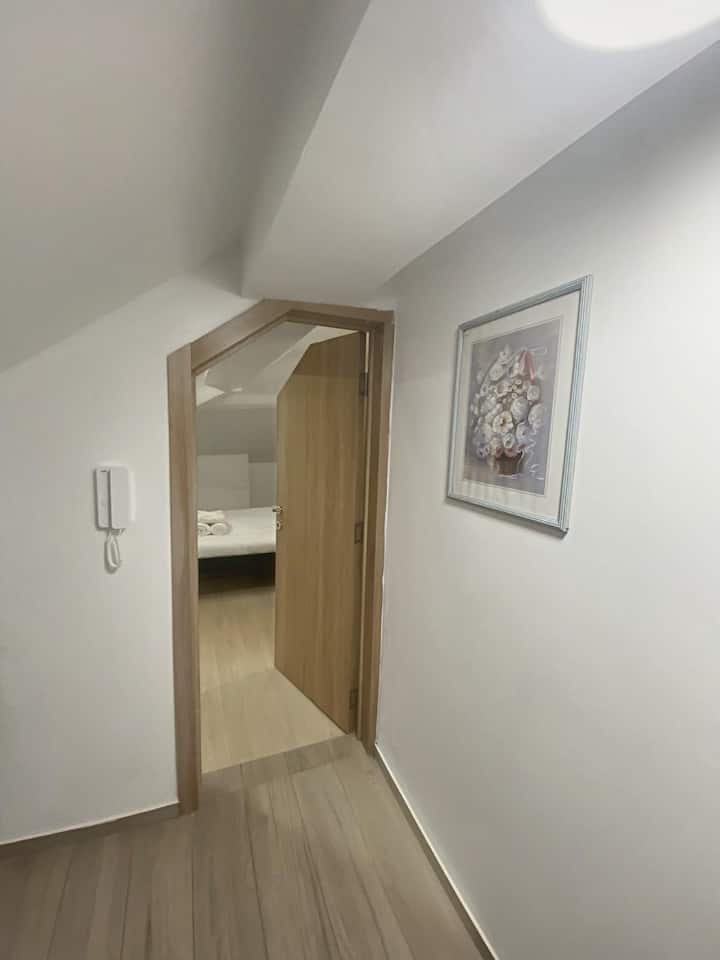 საძინებელი 4