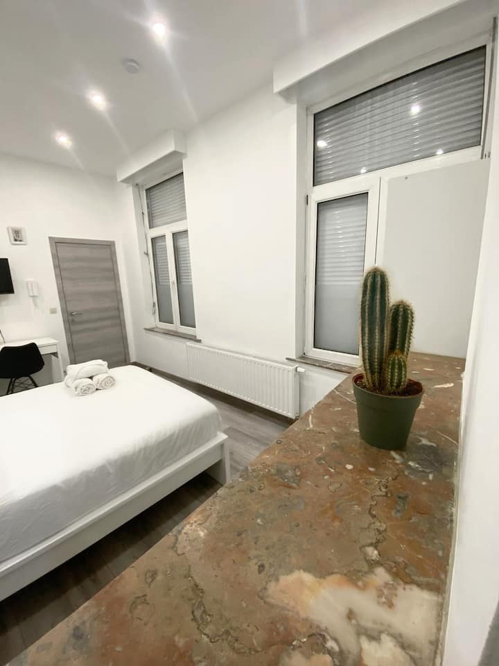 საძინებელი 1