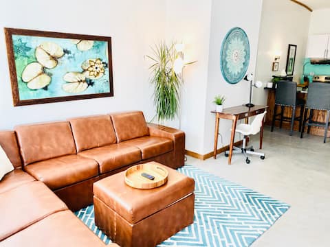 Successful Airbnb property: Hilltop Terrace 2BR/1.5 BA Guest Apt. near I-75 in Cartersville