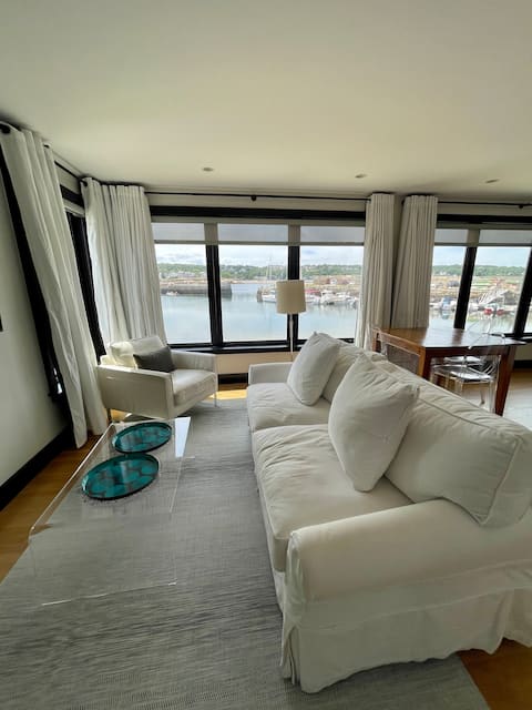 Top Airbnb: Harbor Views in Rockport in Rockport