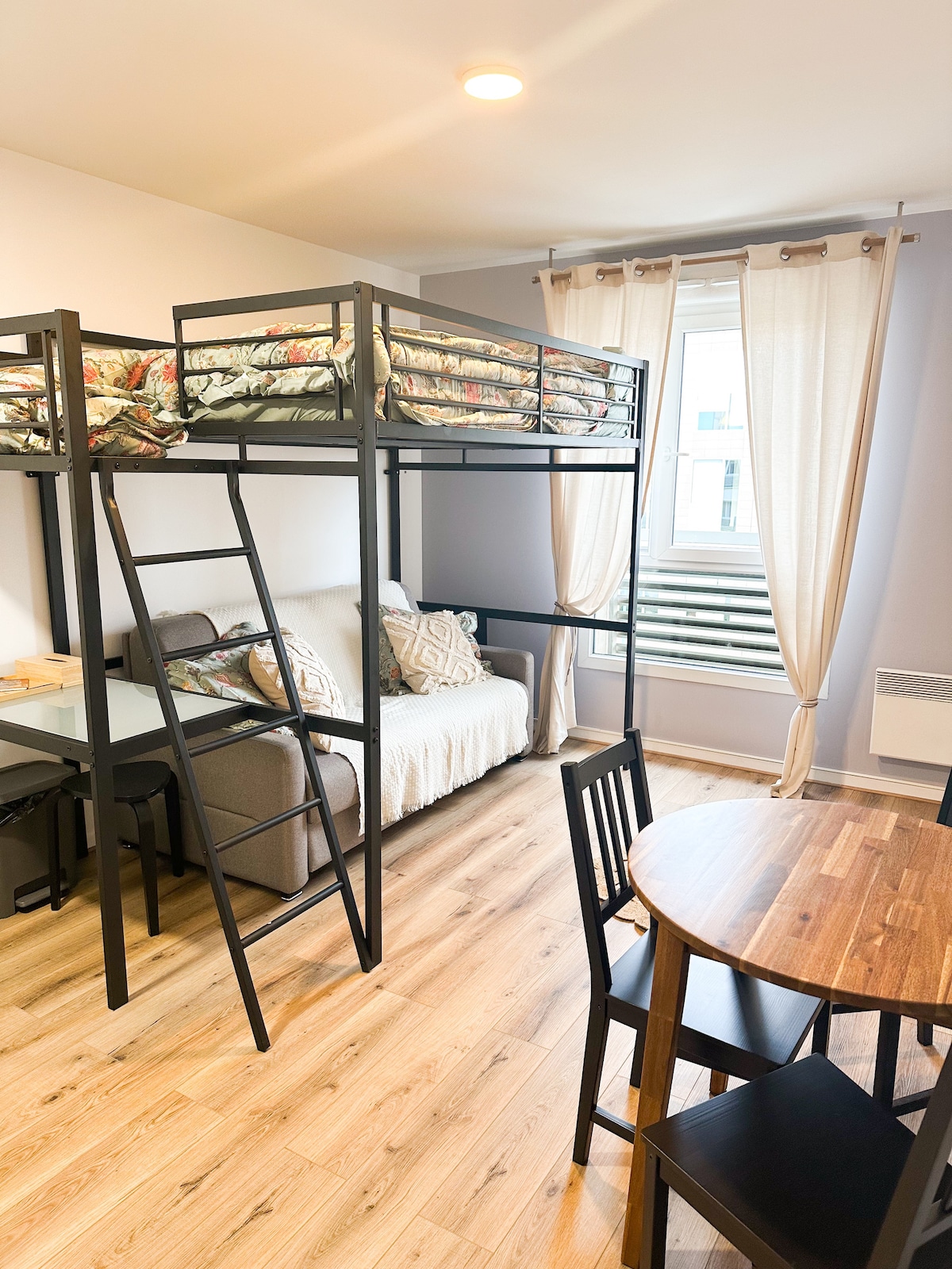 Top Airbnb: Studio Montévrain RER à Montévrain