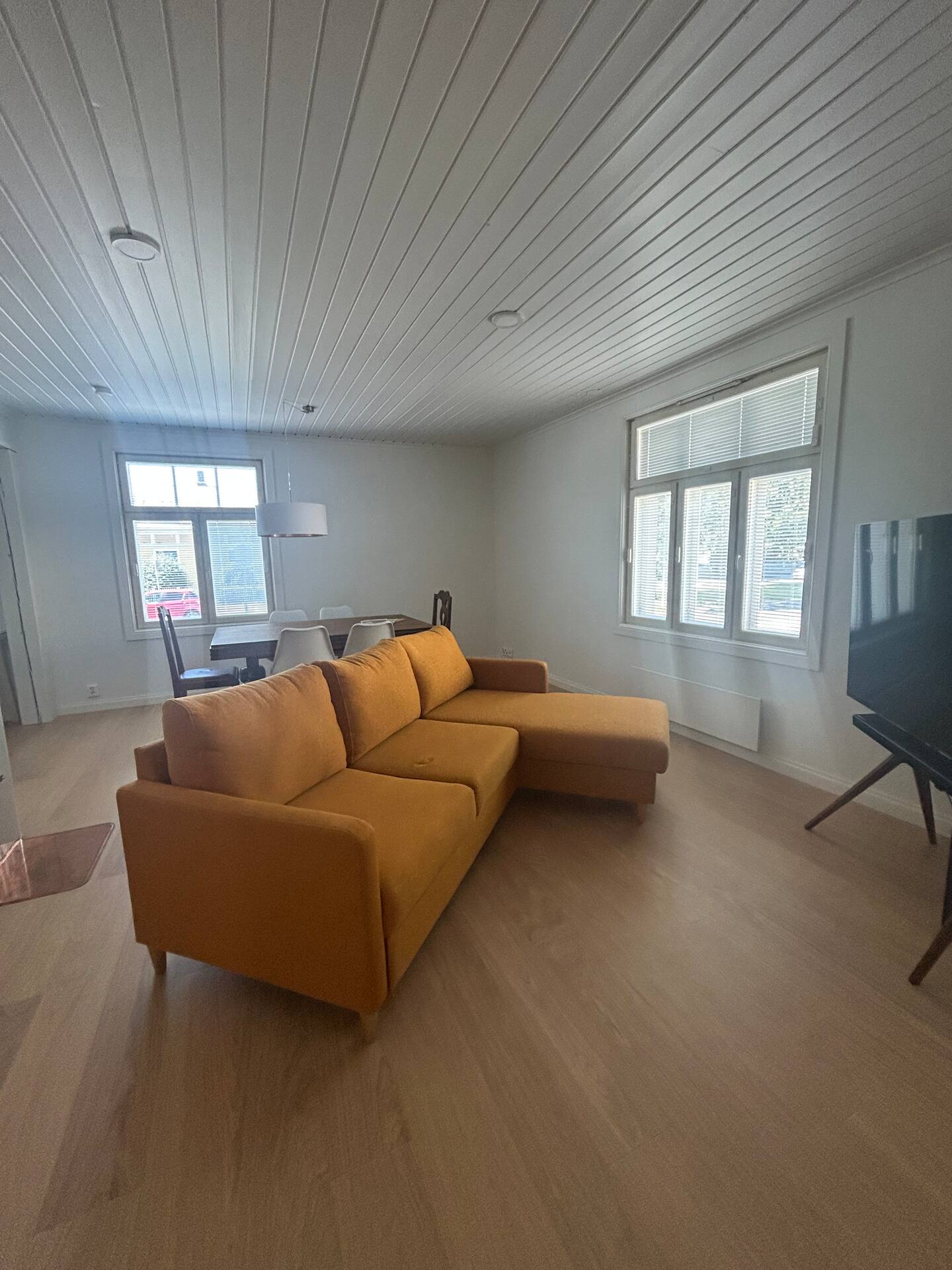 Fully Renovated 2 Storey Apartment With Sauna 4
