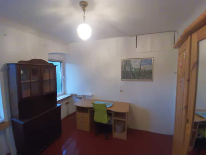 Priestor na písanie vo vašej izbe 