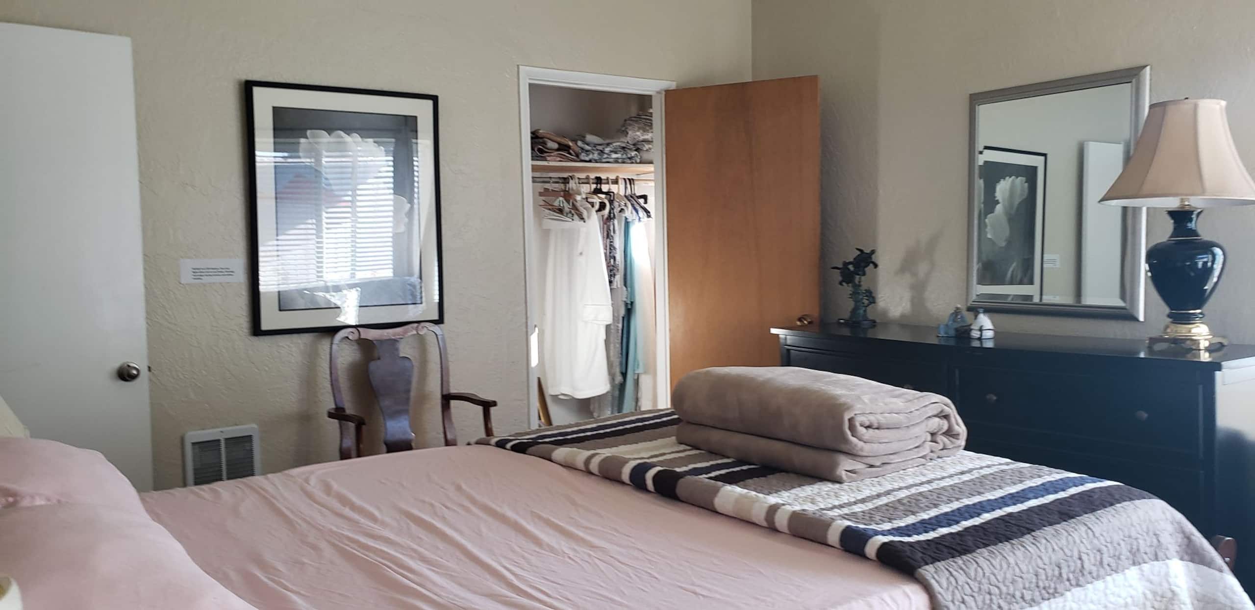 lake Merritt 4 Bed 4 Bath # 6A - Photo 52