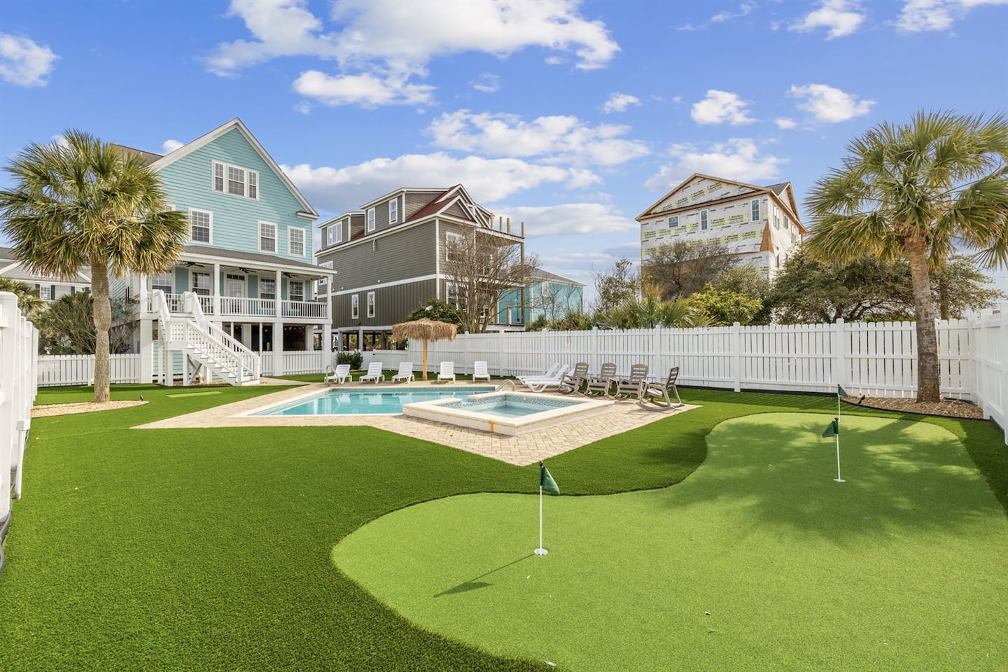 Let the kids splash safe in the shallow end while you keep an eye from the lounger a few feet away.