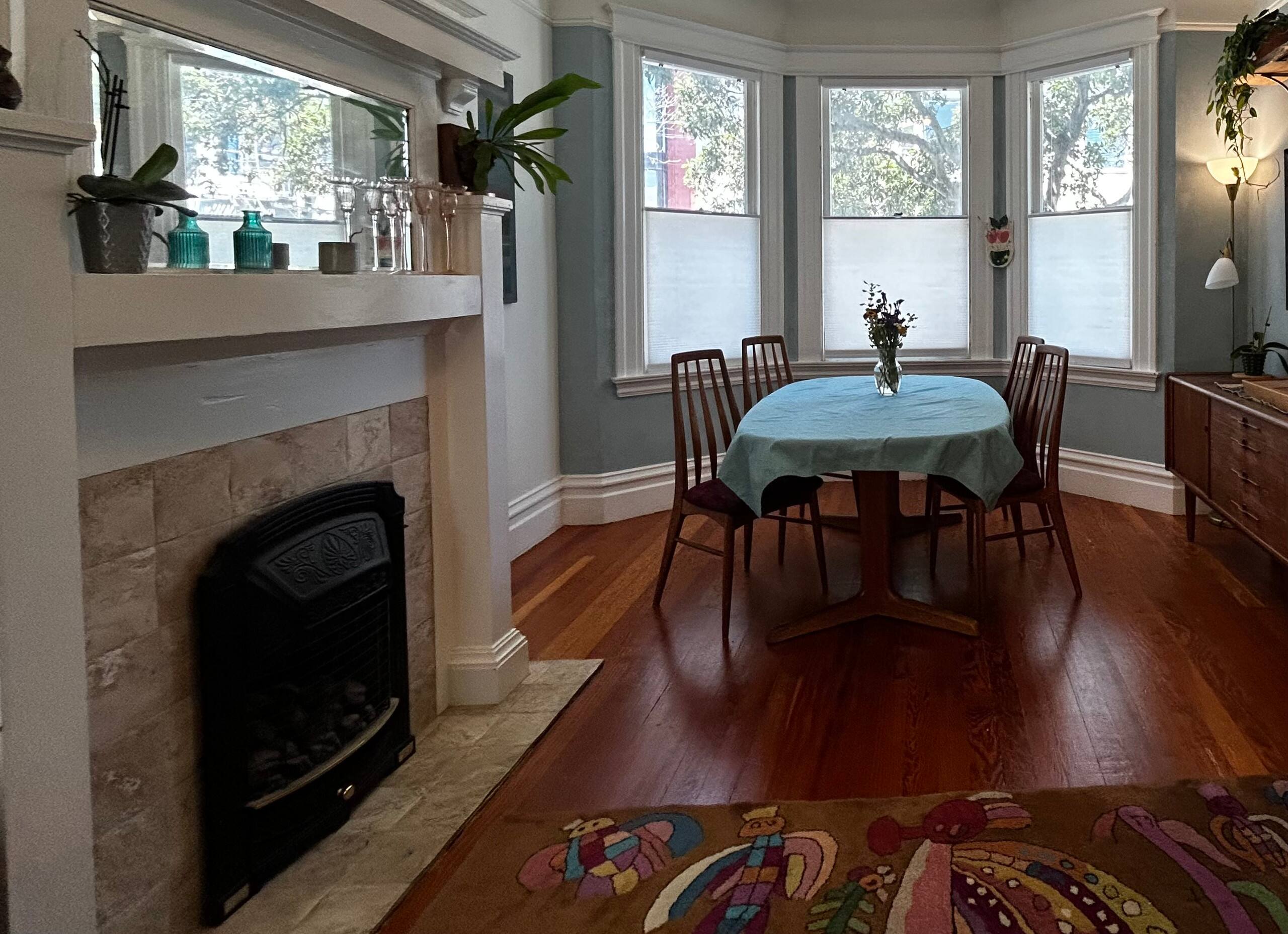 Condo in San Francisco · ★4.96 · 3 bedrooms · 3 beds · 1 bath - Image 6