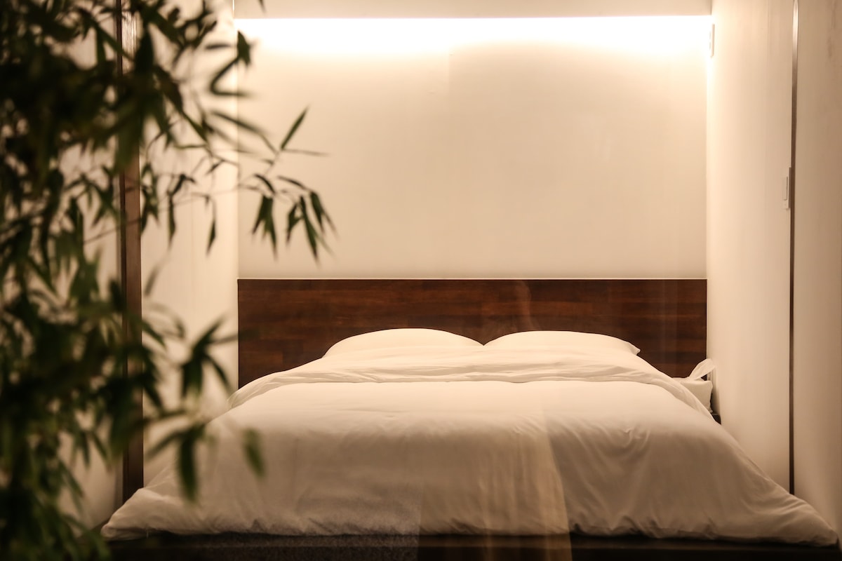 غرفة النوم 1