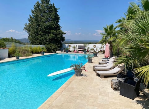 Magnifique Domaine En Provence 15 lits 6 sdb 8ch
