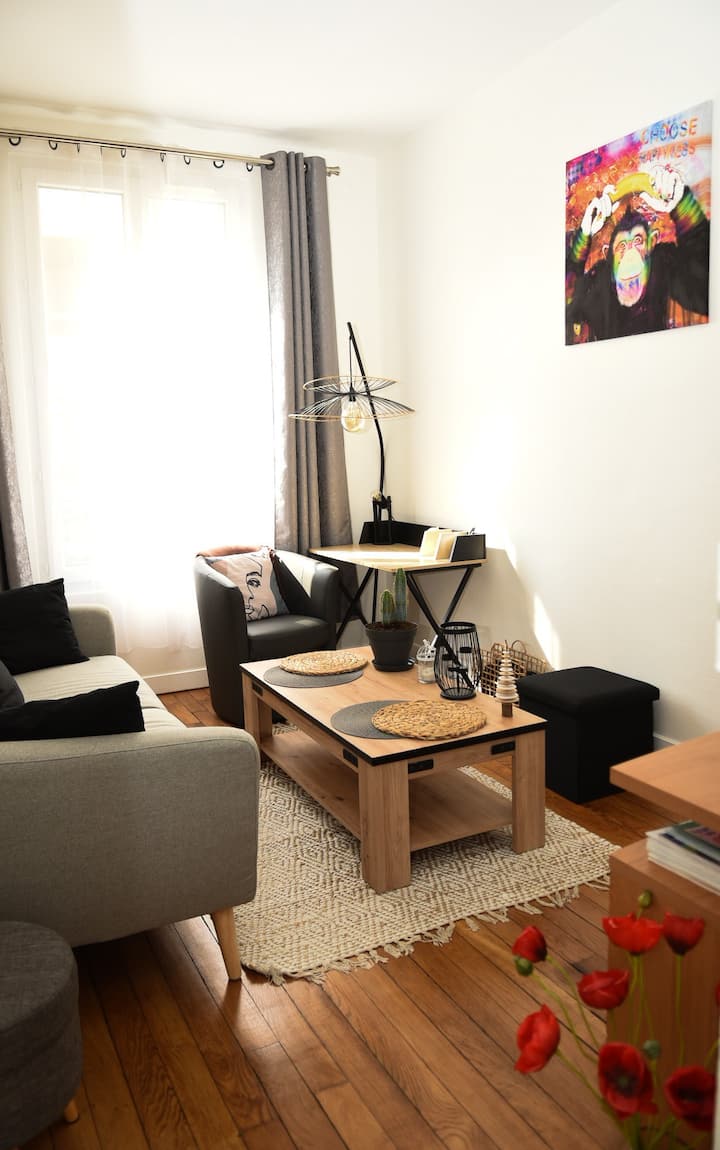 Logement éLégant Et Central - Clichy