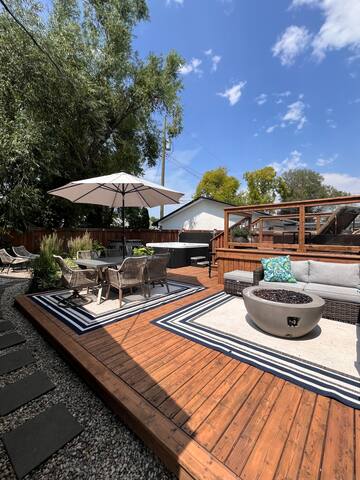 Private Hot Tub! Modern, Cozy Home gallery image 4