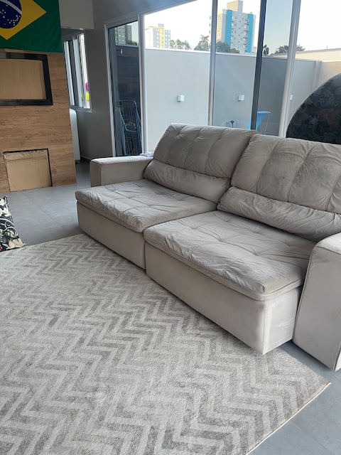 Casa com lareira, 2 ar e piscina / nmt