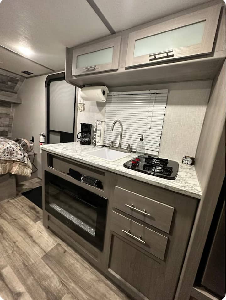 Glam Rv Close To Downtown & Airport - Charleston, SC