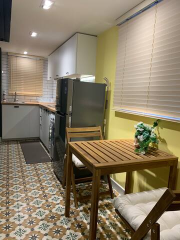 IKEA IDEA Newly Renovated 2BR in TST gallery image 5