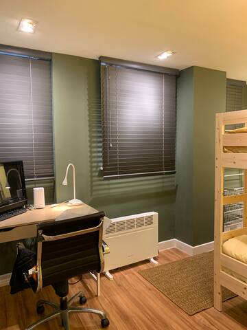 IKEA IDEA Newly Renovated 2BR in TST gallery image 4