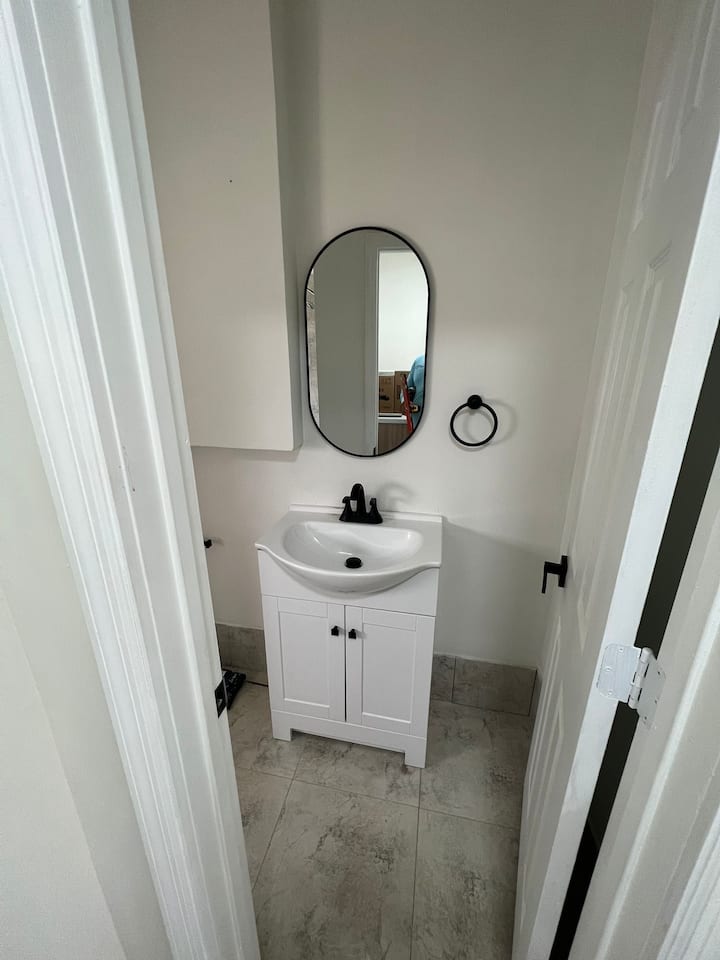 Seaside Studio Hibiscus Hideaway Suite#3 - Lauderdale-by-the-Sea, FL