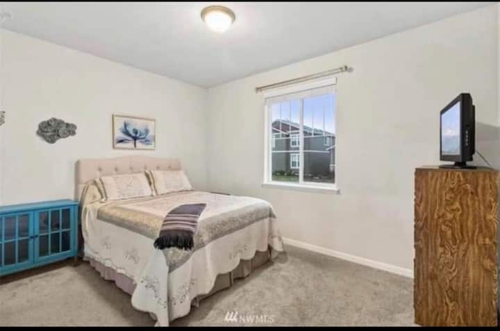 Mother In Law Unit - Puyallup, WA
