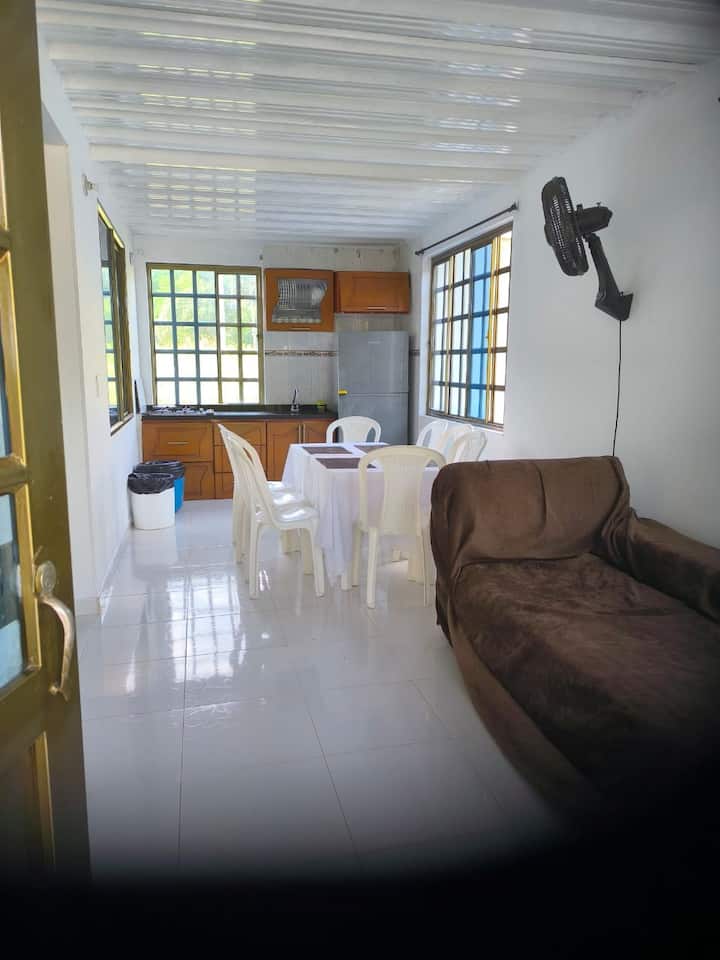 Casa Familiar Y De Descanso Villa Lorenza - Apulo - Tocaima