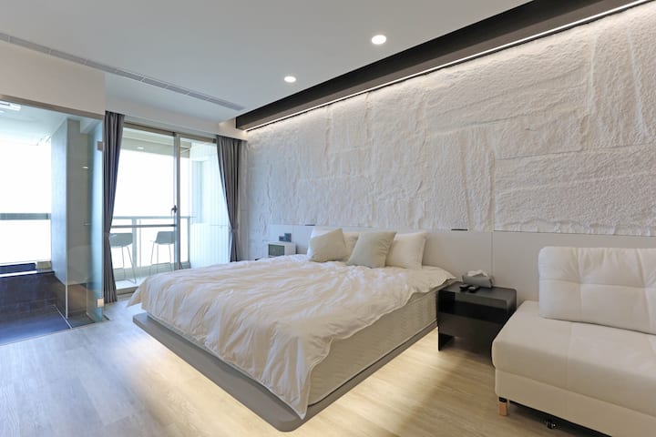 入住兩晚送珂帕經典調酒乙瓶 宜蘭-海想看見 全新海景第一排渡假房 眺望龜山島/欣賞日出可步行至海邊 - 頭城鎮