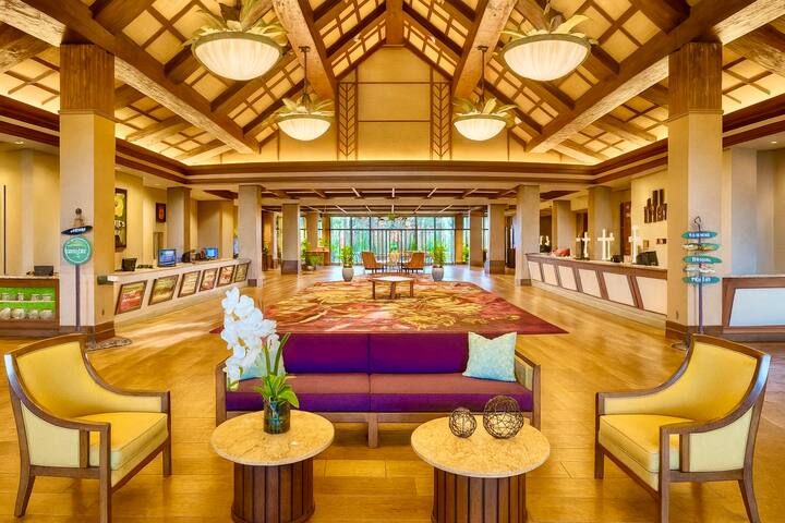 Tahiti Village – Near Las Vegas Strip – Lazy River