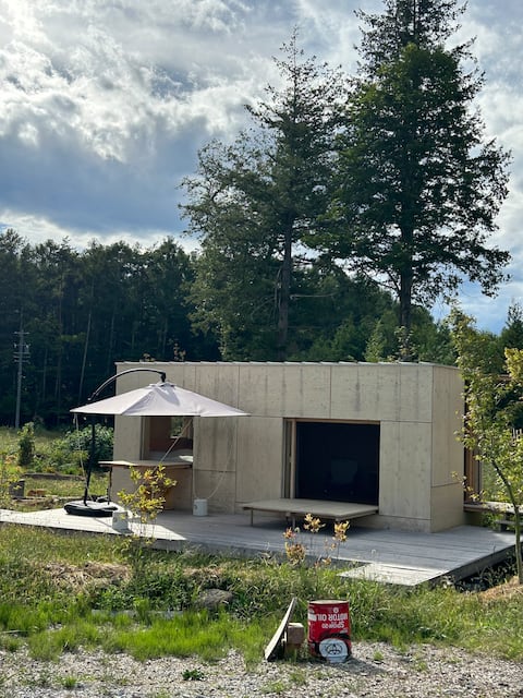 A Kengo Kuma-designed trayer house. Rice bran enzyme bath salon attached.