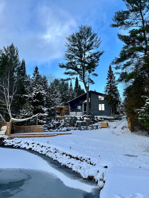 The Lost Lakehouse - Come & Get Lost