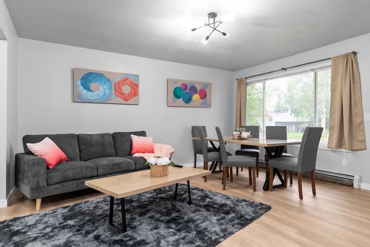 Umed: 3 Bedroom/ 1 Bathroom - Anchorage, AK