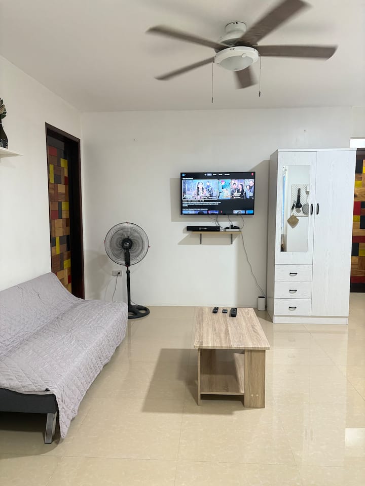 Cozy & Quiet Stay With Free Parking In San Juan - La Union, Philippines
