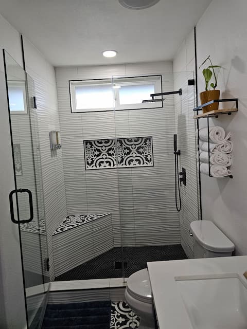 Beautiful cozy 3 bed 2bath home