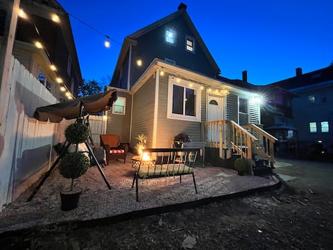 5BR/4BA Retreat | Fire Pit + BBQ