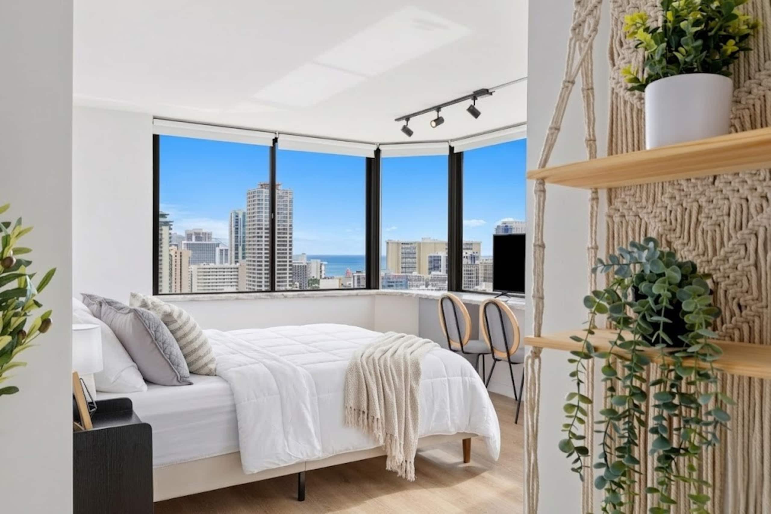 Rare Corner Stunning Ocean View 30F A - Image 2