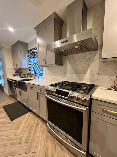 Modern home 30 mins from NYC in West Orange NJ