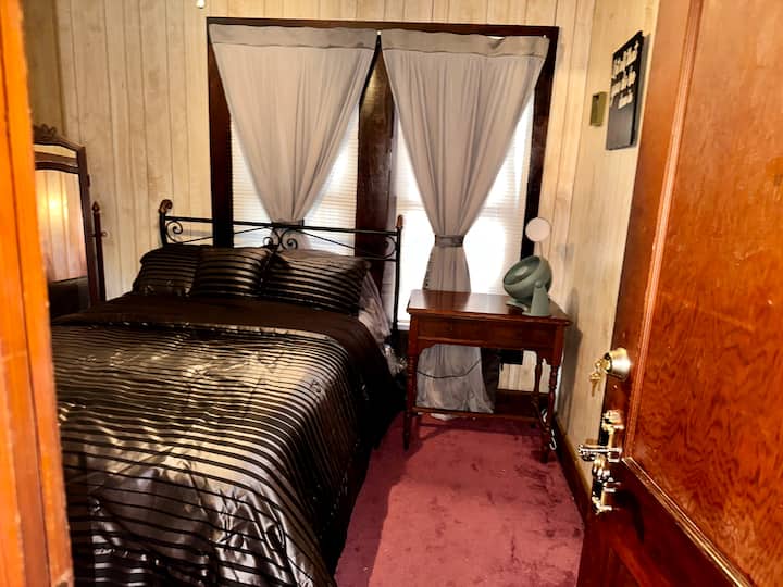 غرفة النوم 1