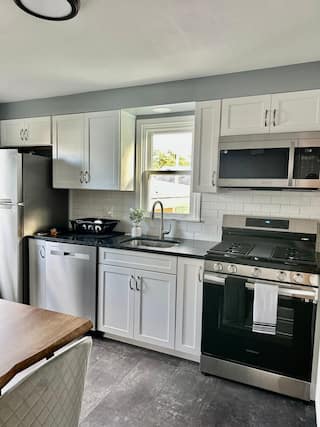 Cheektowaga 3 Bed House, photo 9 of 30